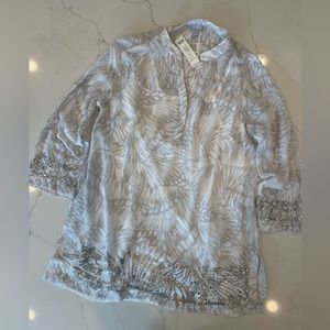 Chicos size 2 Embellished neckline Kurta Flutter Wings 3/4 sleeves.  sheer.